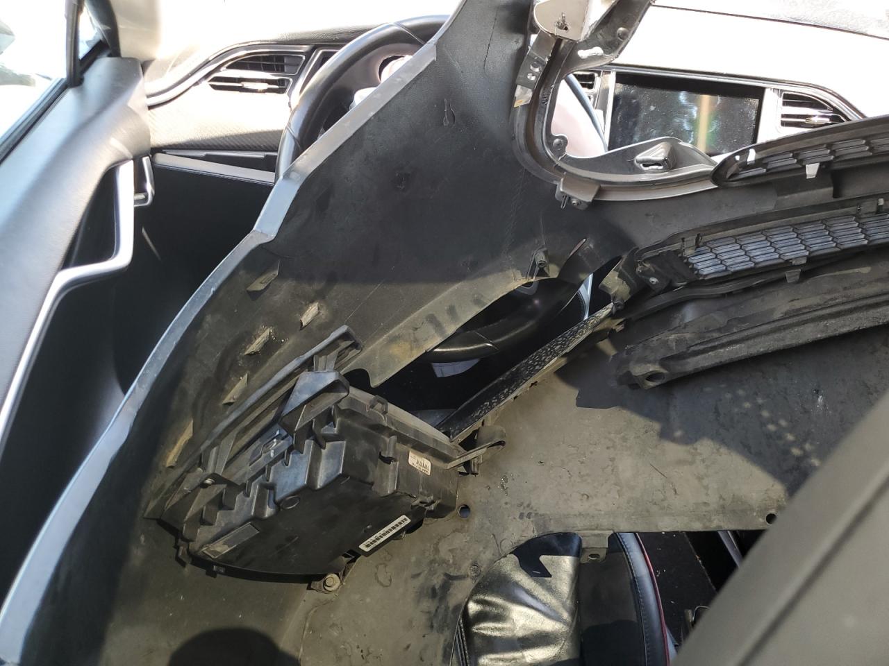 2013 Tesla Model S VIN: 5YJSA1DP8DFP04280 Lot: 70706575