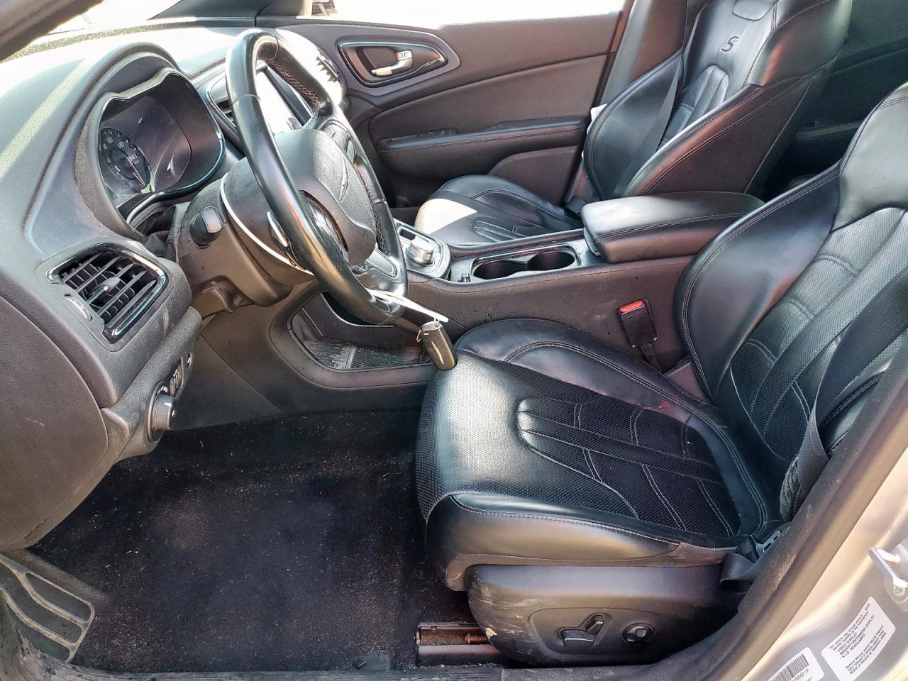 2015 Chrysler 200 S VIN: 1C3CCCDG4FN739661 Lot: 83779415