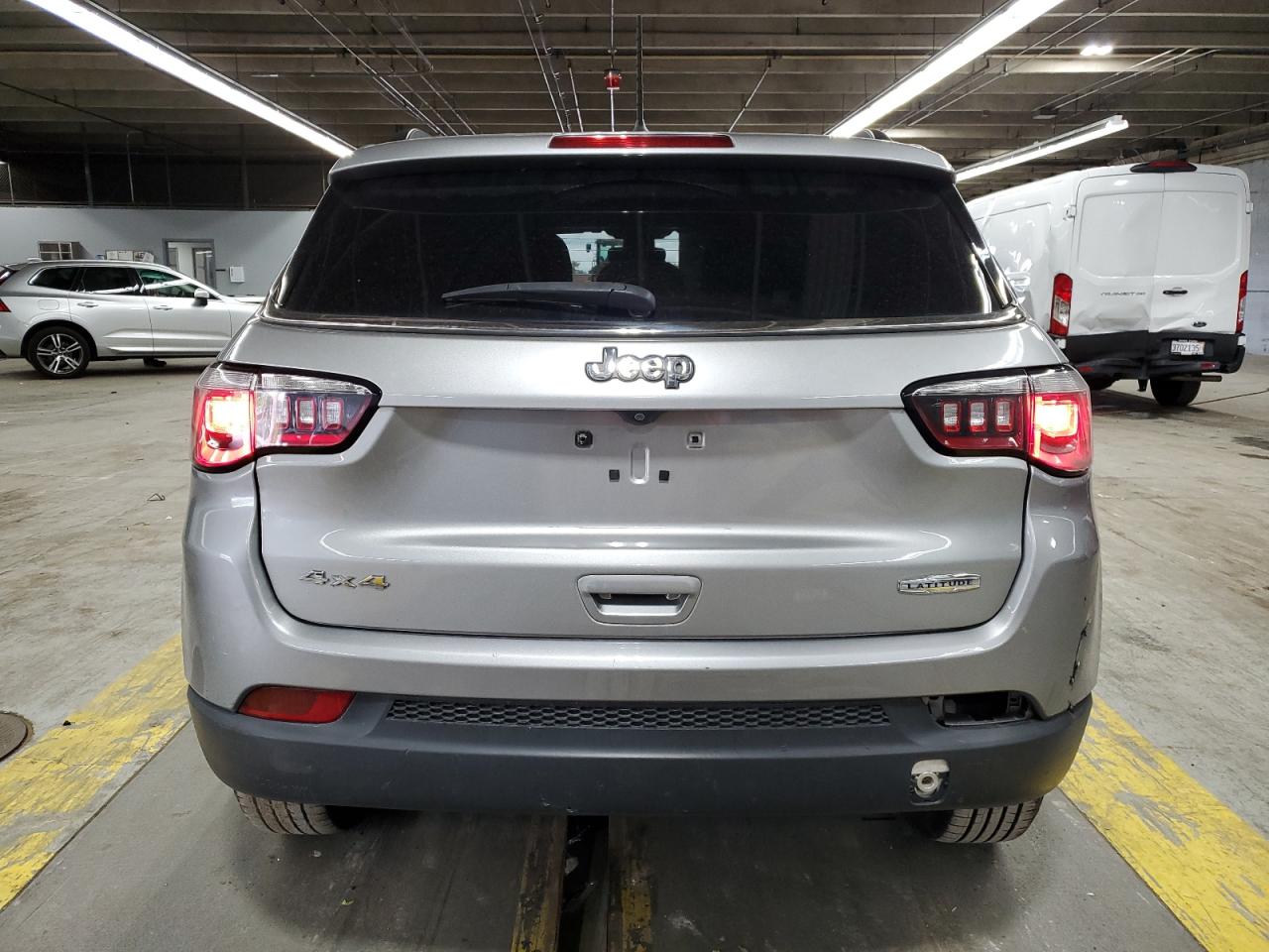 2018 Jeep Compass Latitude VIN: 3C4NJDBB4JT482291 Lot: 71833865