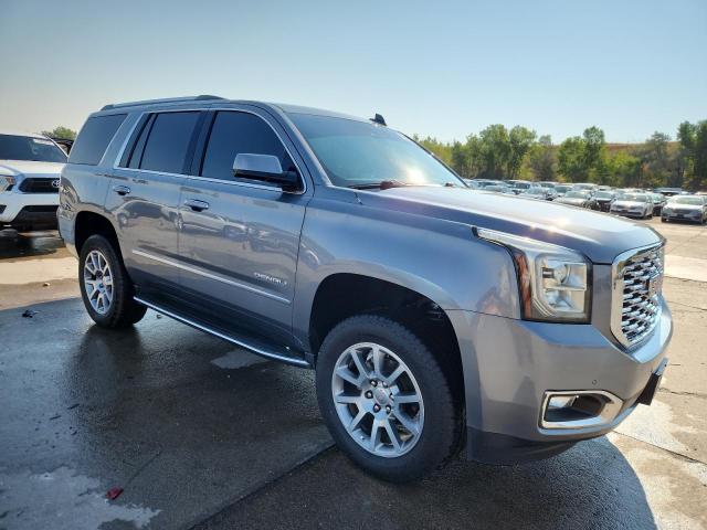  GMC YUKON 2018 Srebrny
