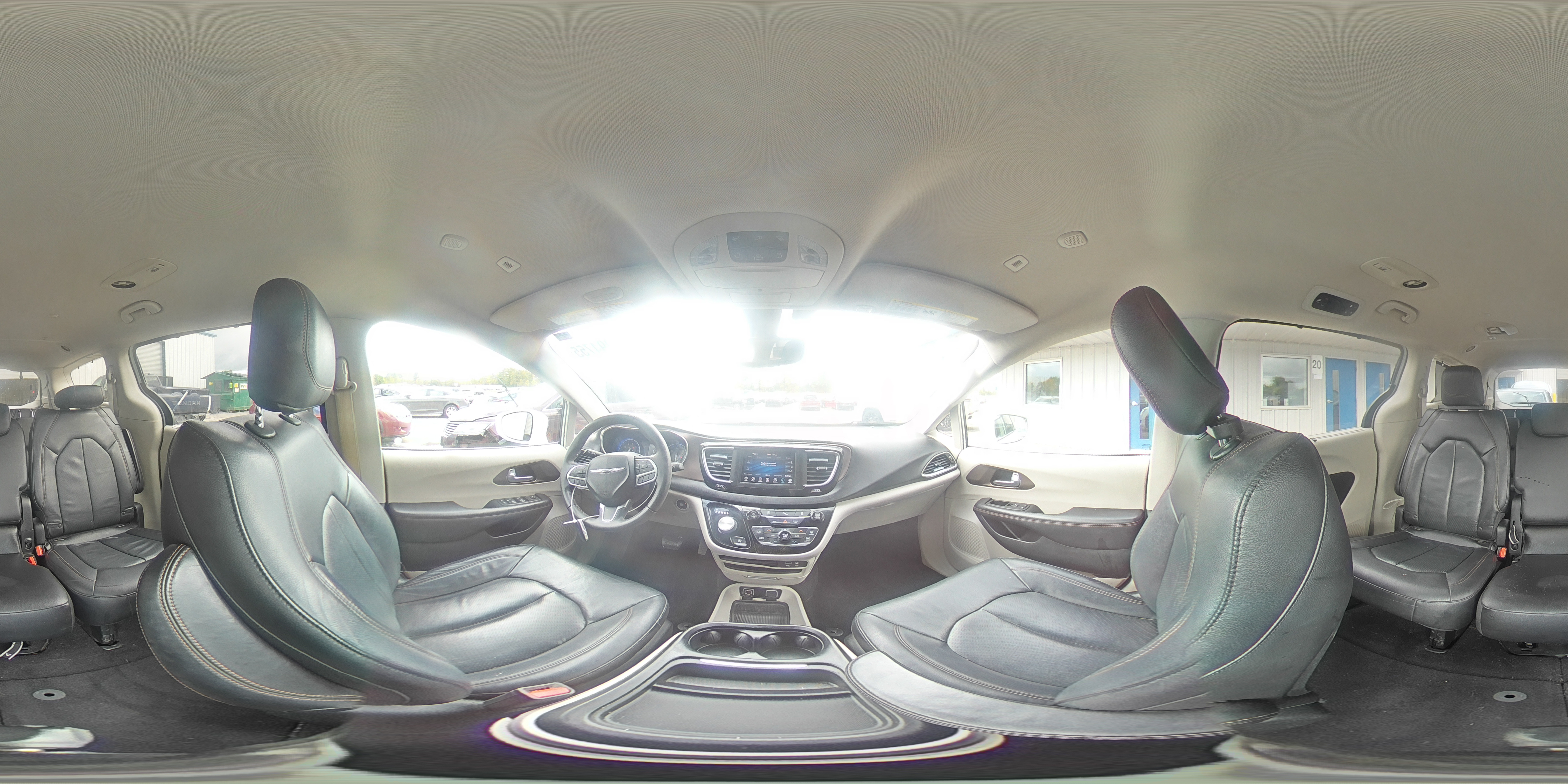 2018 Chrysler Pacifica Touring L VIN: 2C4RC1BG6JR277998 Lot: 81094755