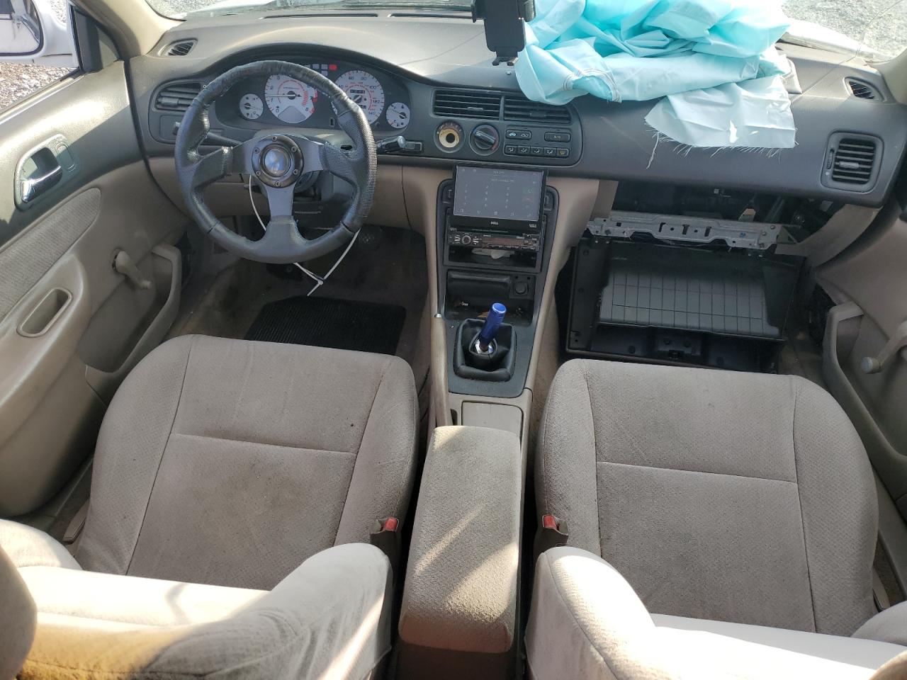 1996 Honda Accord Dx VIN: 1HGCD5524TA077219 Lot: 81570715