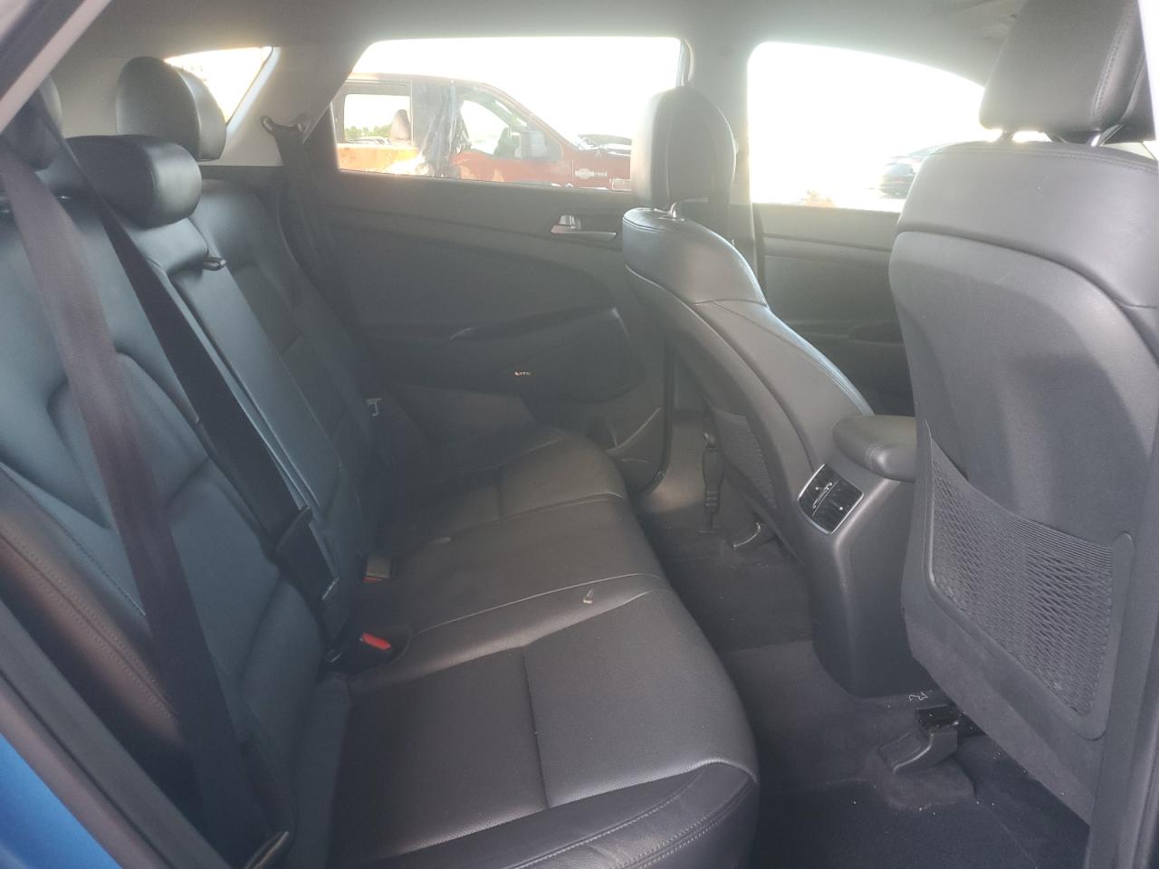 2017 Hyundai Tucson Limited VIN: KM8J33A48HU472624 Lot: 83935925