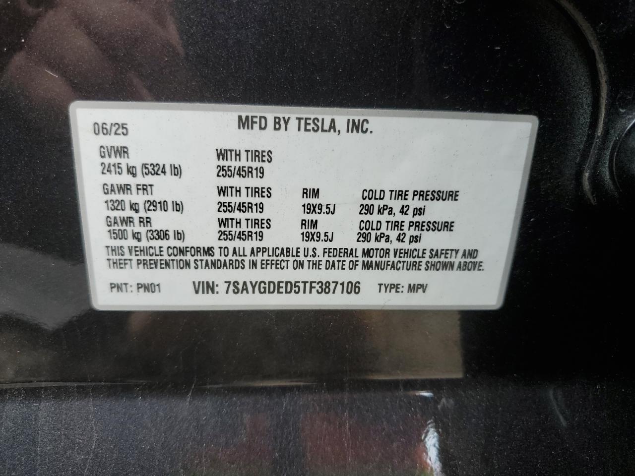 2026 Tesla Model Y VIN: 7SAYGDED5TF387106 Lot: 82029085