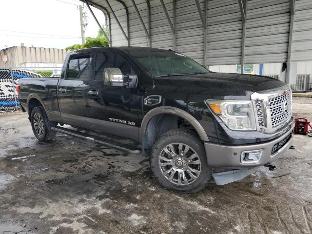 Pickups NISSAN TITAN 2016 Czarny