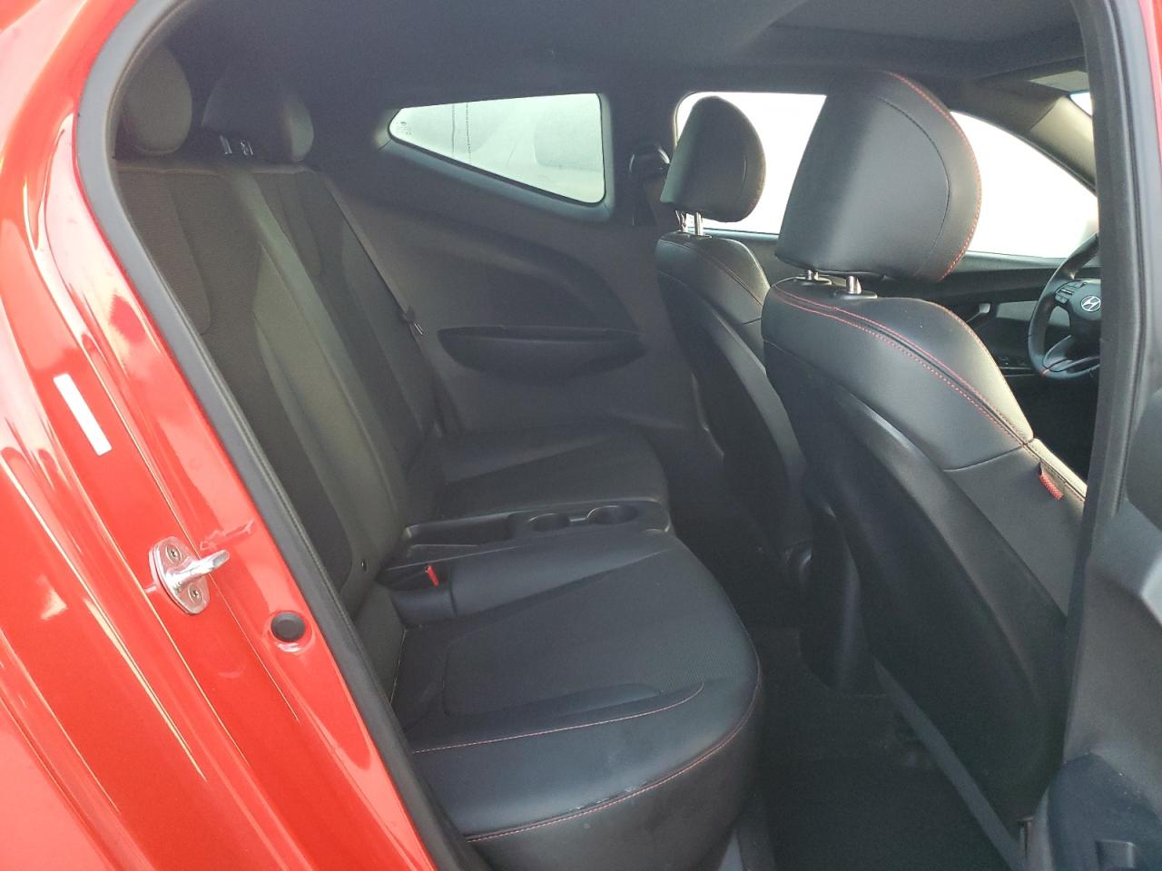 2021 Hyundai Veloster Base VIN: KMHTG6AF7MU032159 Lot: 81649615