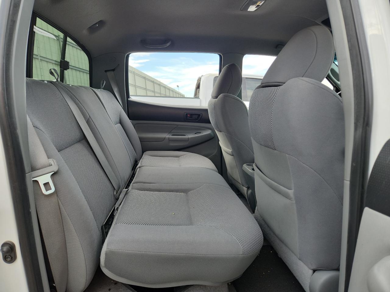 2011 Toyota Tacoma Double Cab VIN: 3TMLU4EN6BM061642 Lot: 81874815