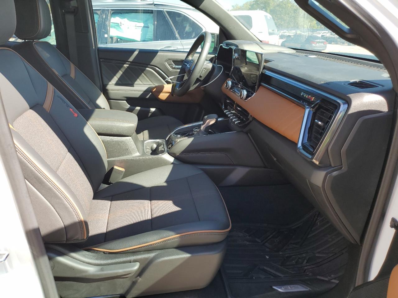 2024 GMC Canyon At4 VIN: 1GTP6DEK3R1267428 Lot: 82092485