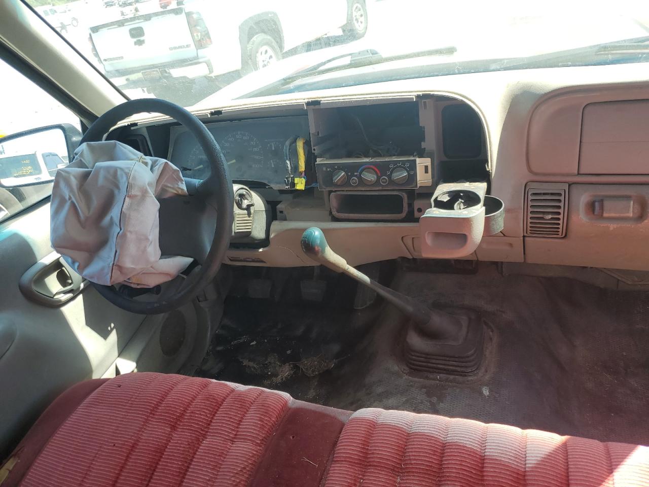 1997 Chevrolet Gmt-400 C1500 VIN: 1GCEC14W4VZ239555 Lot: 72016325