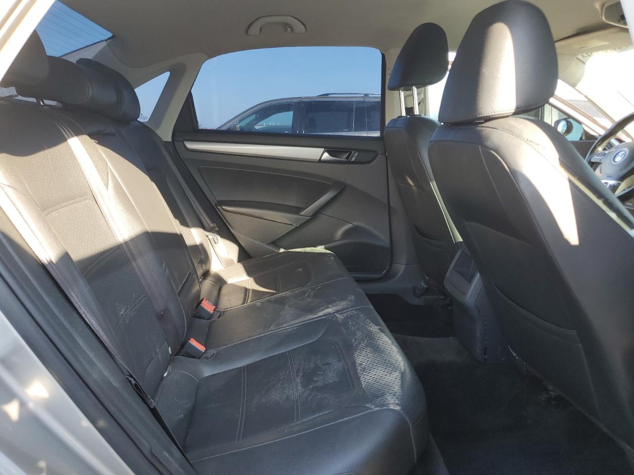 2014 Volkswagen Passat S VIN: 1VWAT7A31EC039924 Lot: 84392845