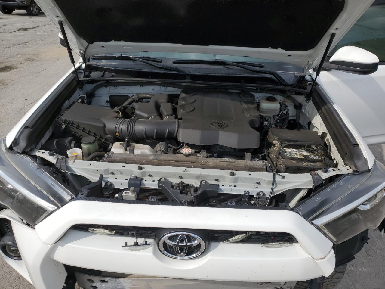 2017 Toyota 4Runner Sr5/Sr5 Premium VIN: JTEBU5JRXH5414680 Lot: 80647155