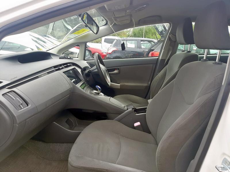 2011 TOYOTA PRIUS HYBRID 