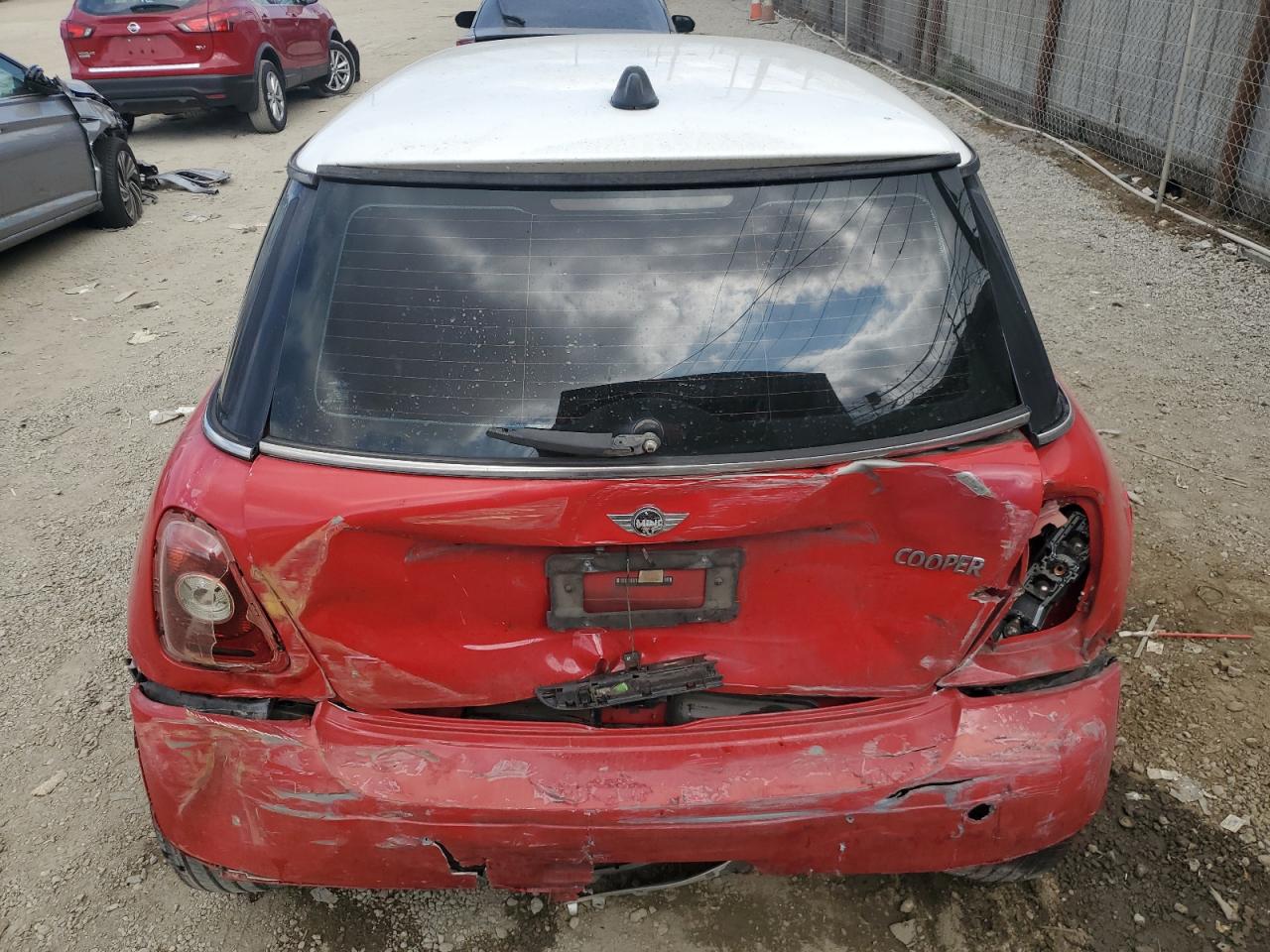 2008 Mini Cooper VIN: WMWMF33518TT59275 Lot: 81891725