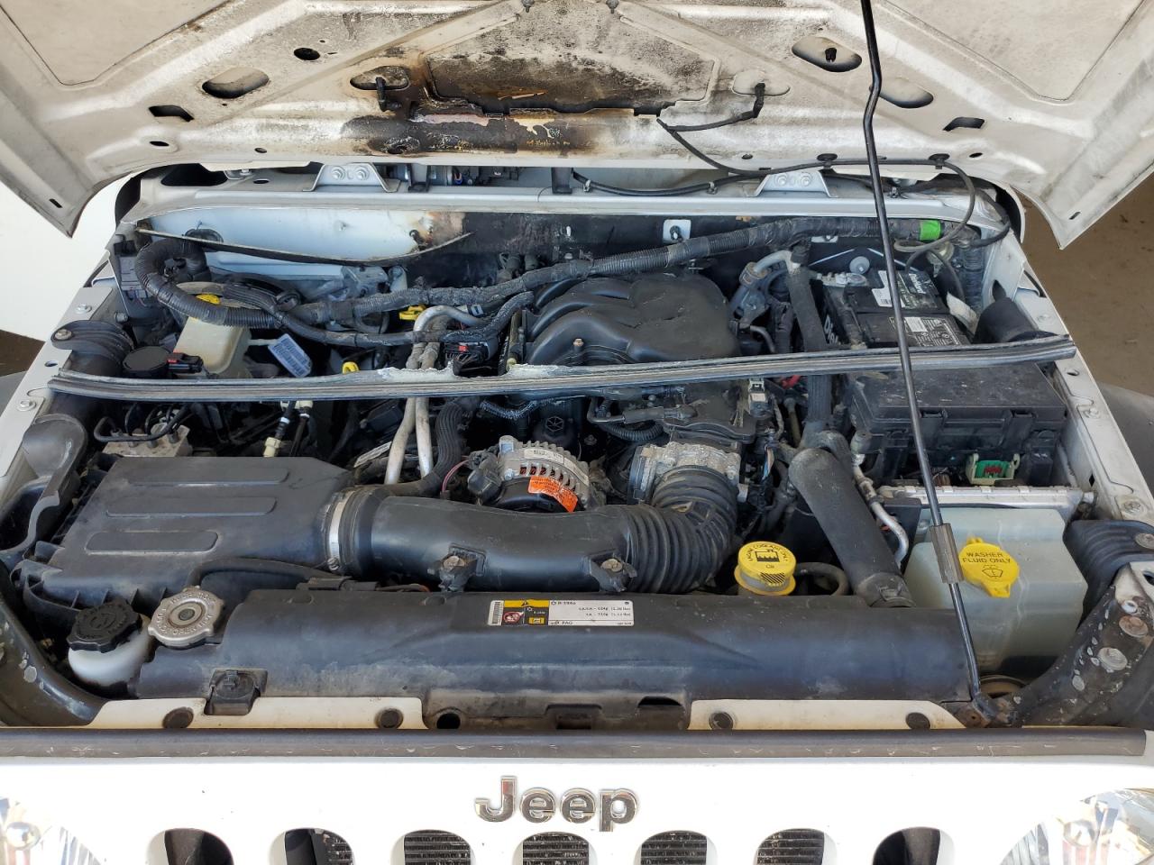 2016 Jeep Wrangler Unlimited Sport VIN: 1C4BJWKG9GL271490 Lot: 82067785