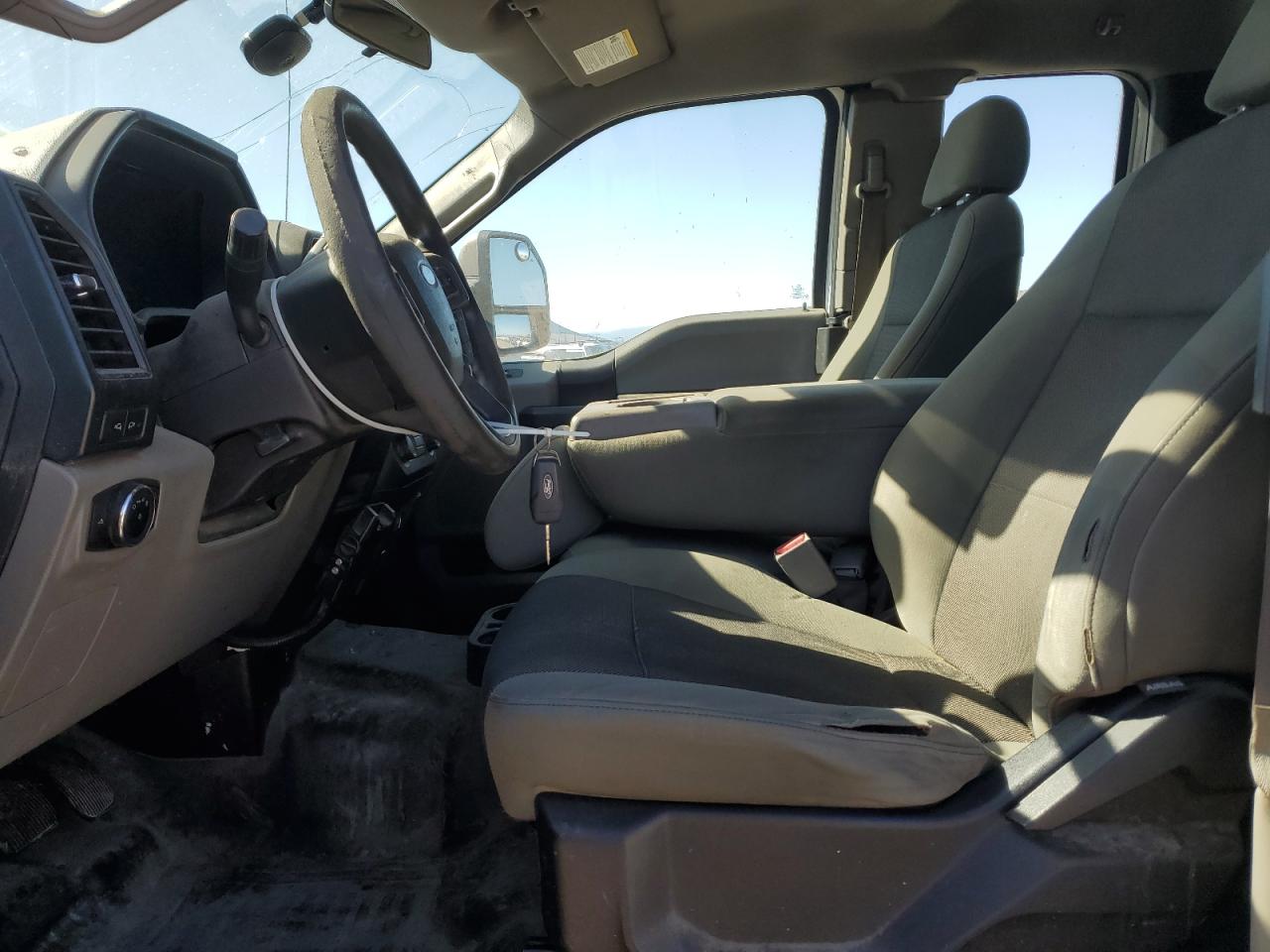 2015 Ford F150 Super Cab VIN: 1FTFX1EG0FKD32082 Lot: 82127445