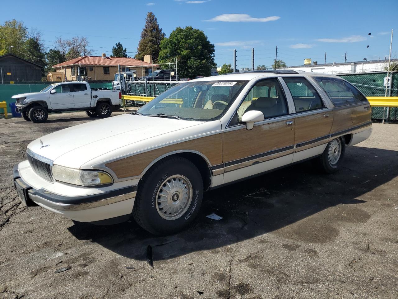 BUICK ROADMASTER 1992. Lot# 80475095. VIN 1G4BR8372NW410417. Photo 1