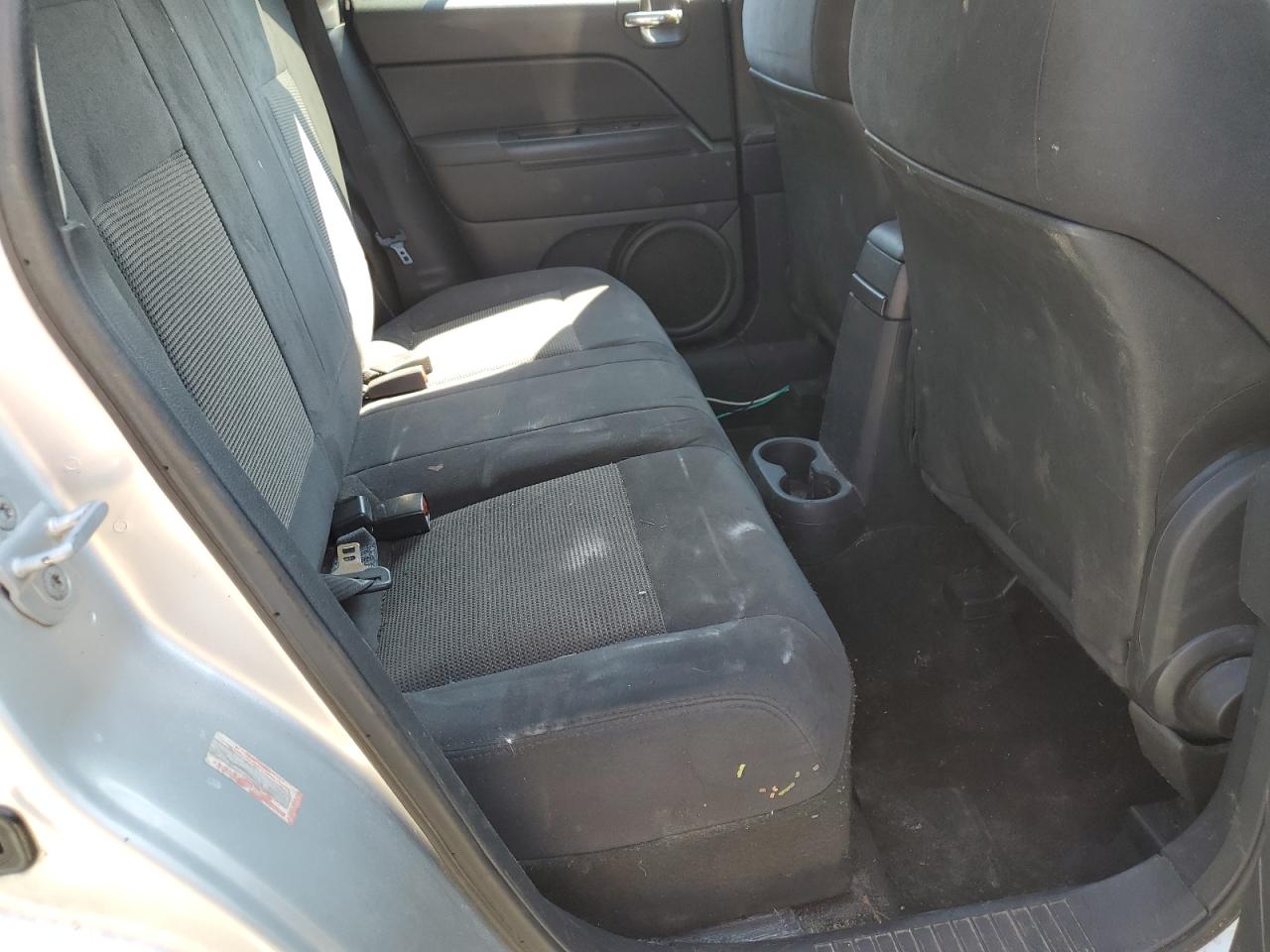 2011 Jeep Compass Sport VIN: 1J4NT1FB2BD246615 Lot: 80138855