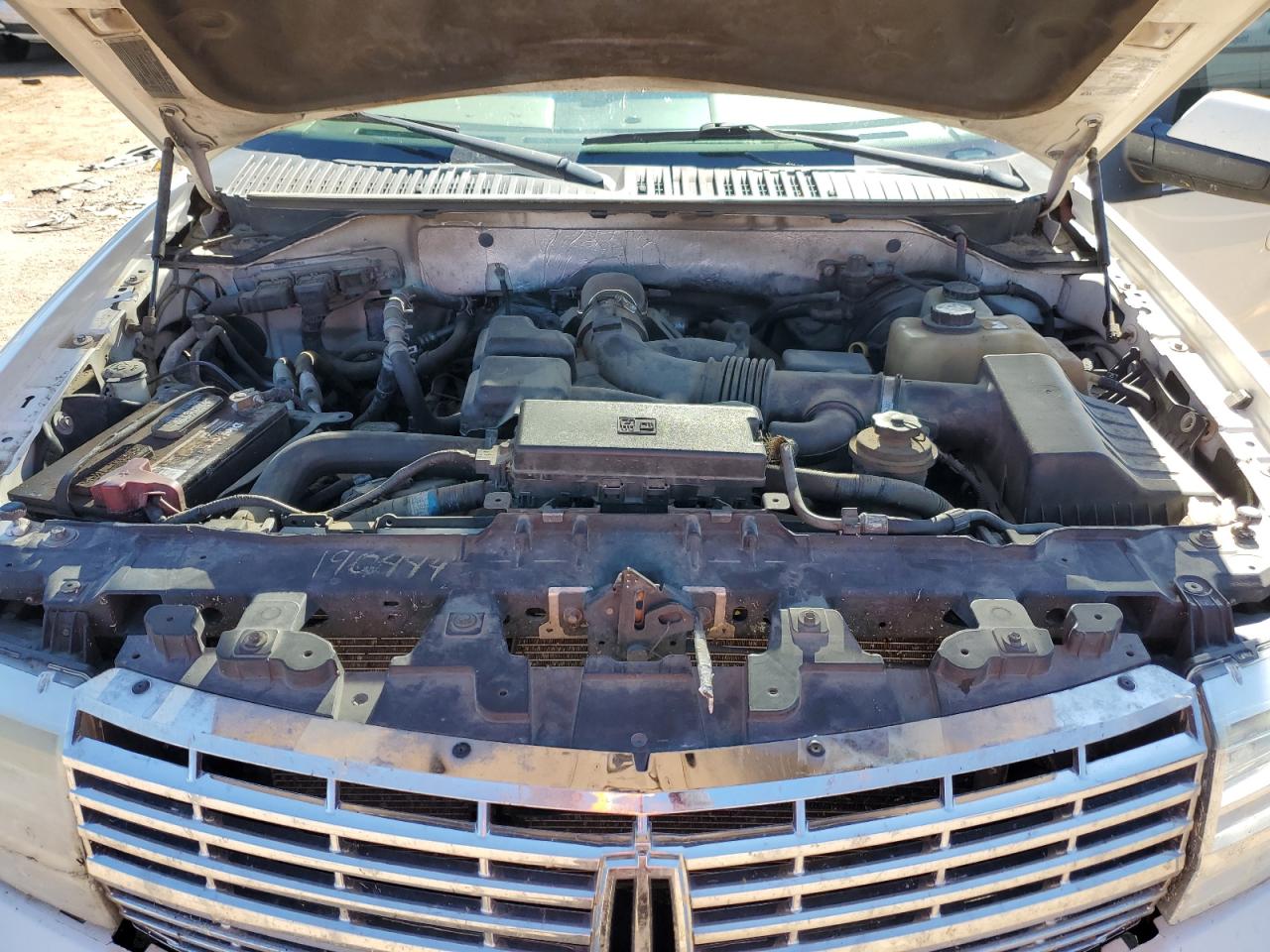 2007 Lincoln Navigator VIN: 5LMFU28537LJ16935 Lot: 81186445