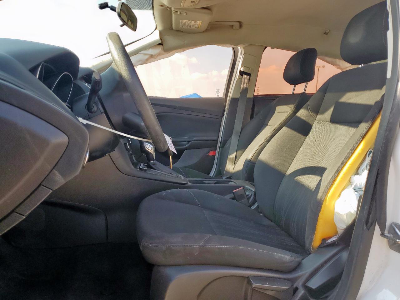 2016 Ford Focus S VIN: 1FADP3E23GL369149 Lot: 81866595