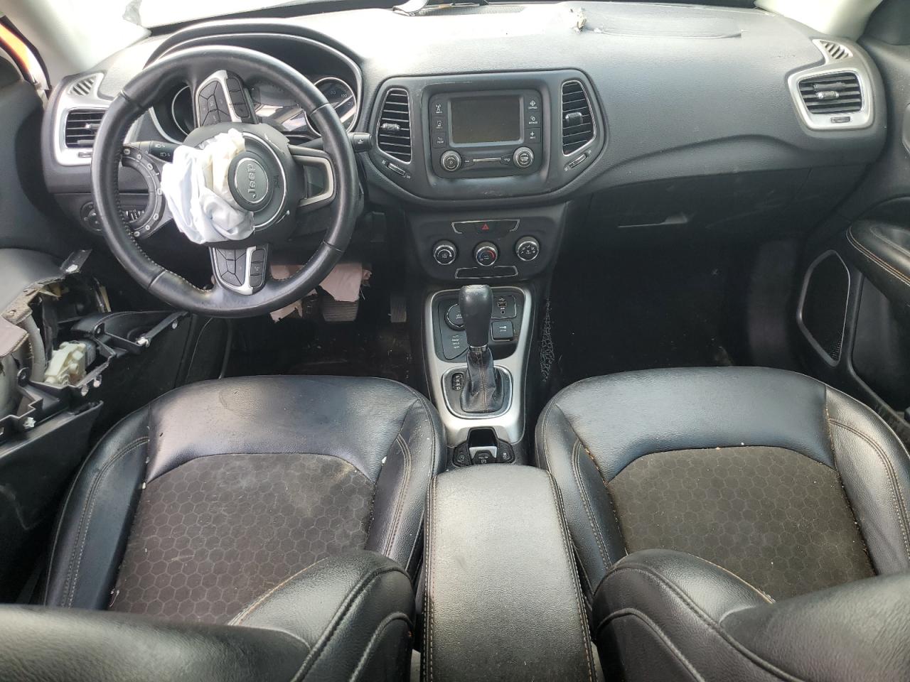 2017 Jeep Compass Latitude VIN: 3C4NJDBBXHT674521 Lot: 71322585