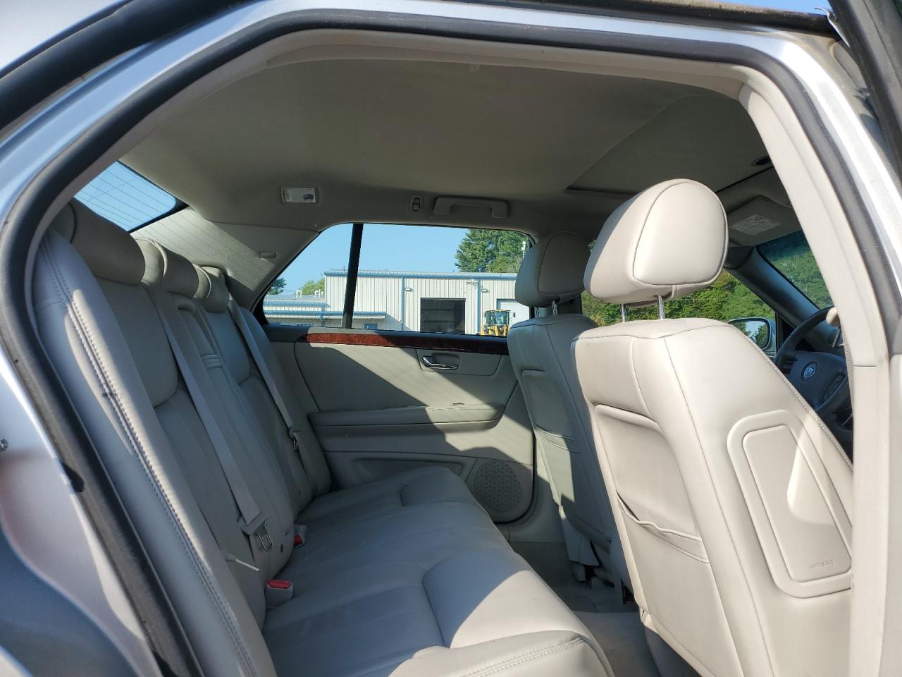 2007 Cadillac Dts VIN: 1G6KD57Y47U195144 Lot: 83865625