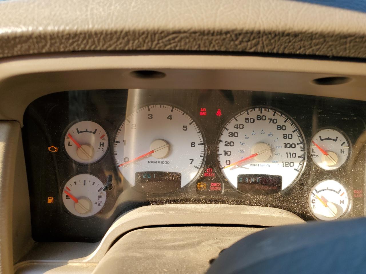 2002 Dodge Ram 1500 VIN: 1B7HU16N42J120980 Lot: 81383195