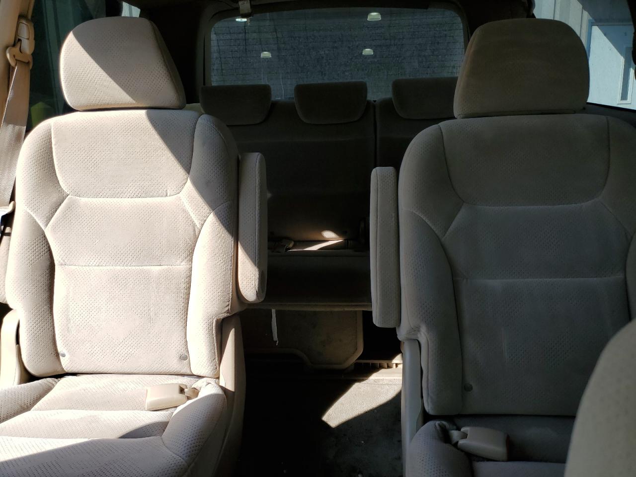 2007 Honda Odyssey Lx VIN: 5FNRL38207B111682 Lot: 71692825