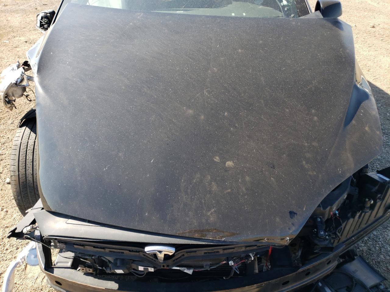 2020 Tesla Model X VIN: 5YJXCDE28LF216773 Lot: 81887565