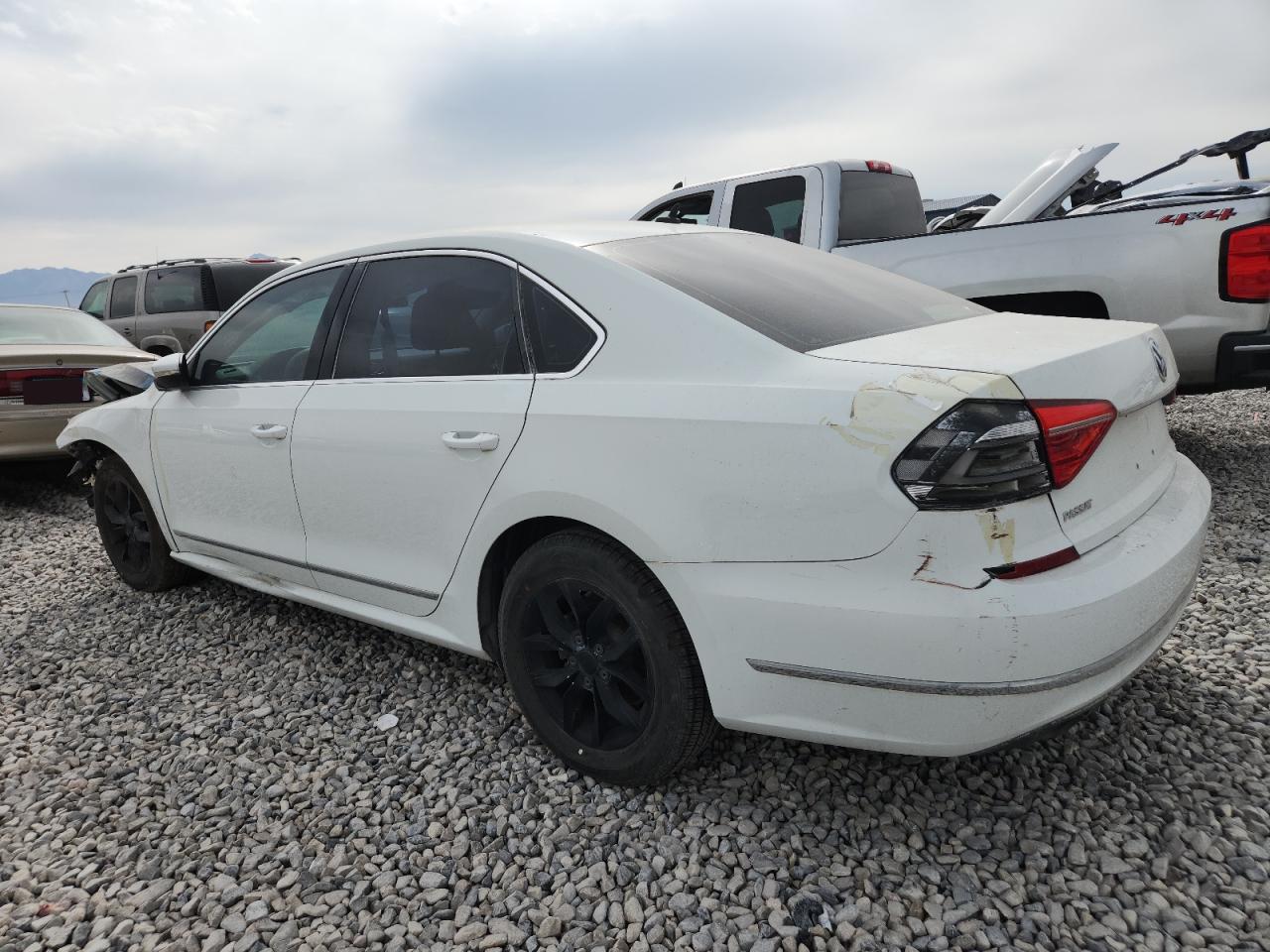 2016 Volkswagen Passat S white null gas 1VWAT7A30GC051100 photo #3