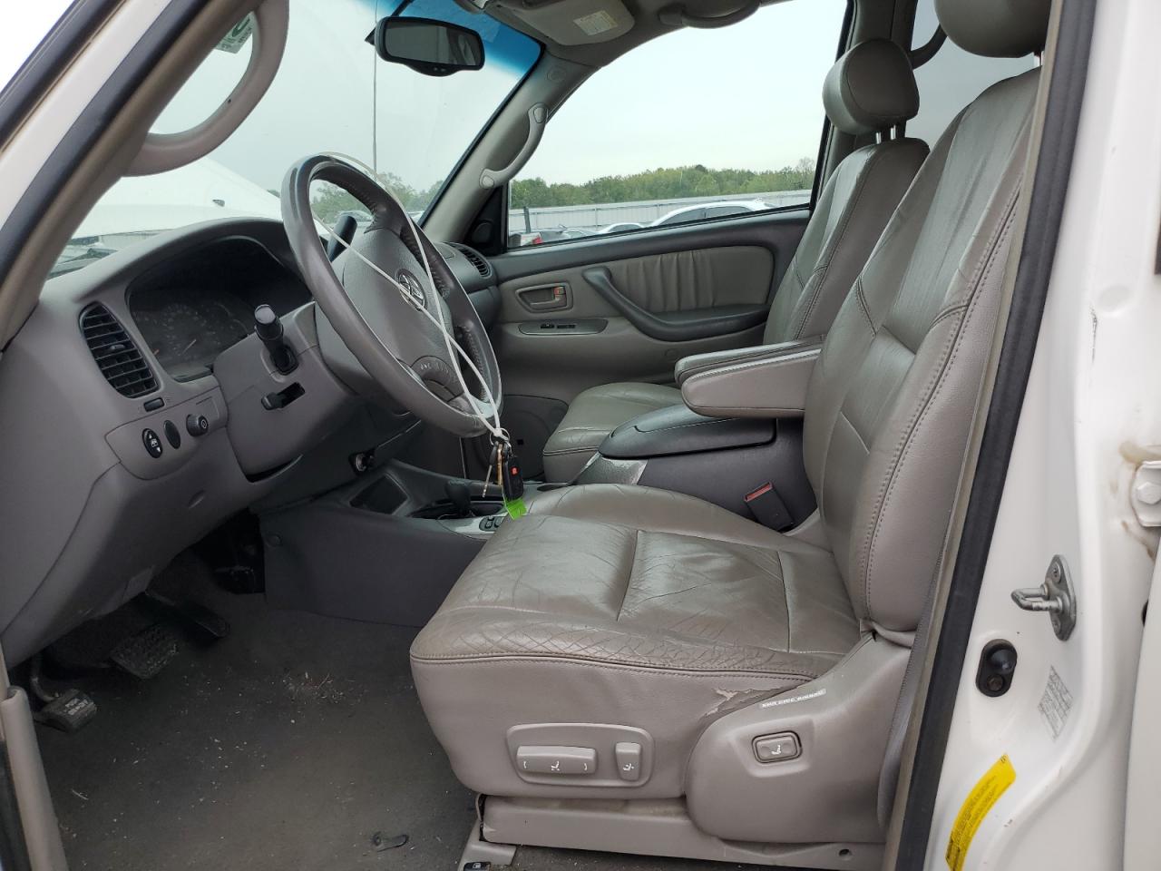 2004 Toyota Sequoia Limited VIN: 5TDBT48A84S230232 Lot: 84413235
