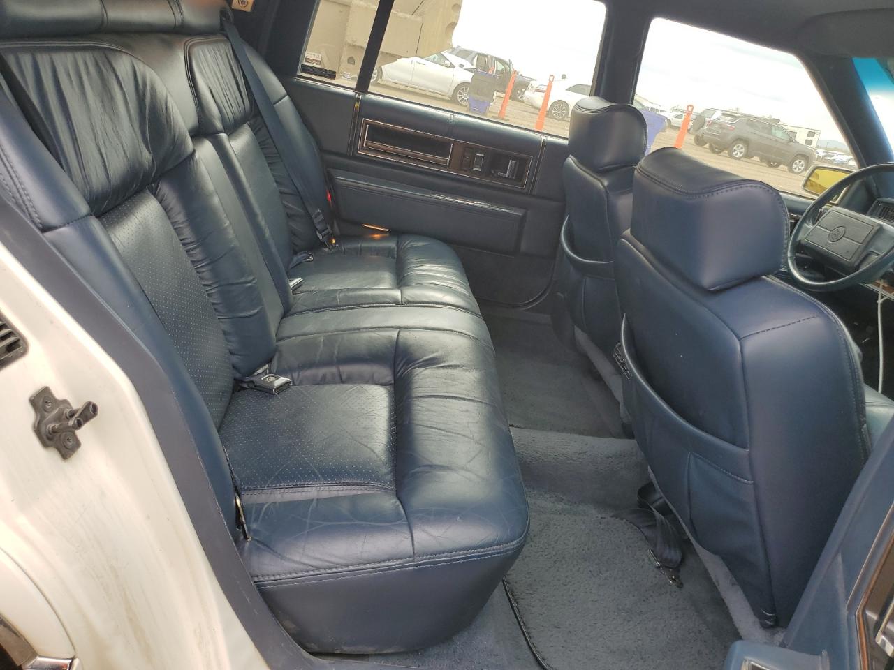 1993 Cadillac Deville VIN: 1G6CD53B0P4312935 Lot: 83812125