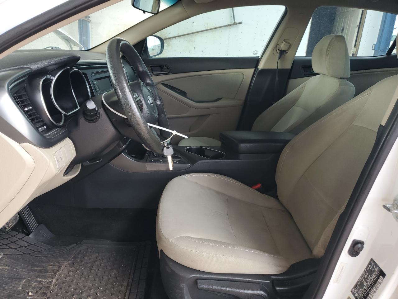 2014 Kia Optima VIN: 5XXGM4A7XEG336752 Lot: 81329825