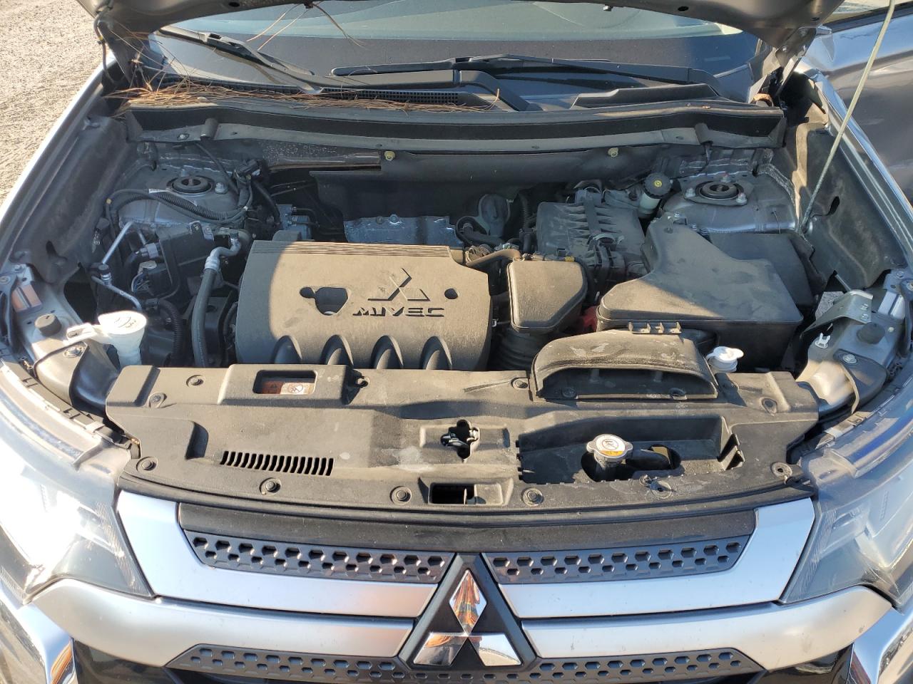 2019 Mitsubishi Outlander Es VIN: JA4AD2A3XKZ037224 Lot: 81562475