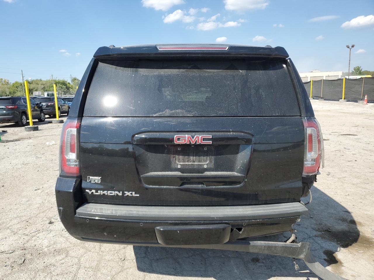 2015 GMC Yukon Xl K1500 Slt VIN: 1GKS2HKC4FR578636 Lot: 80061425