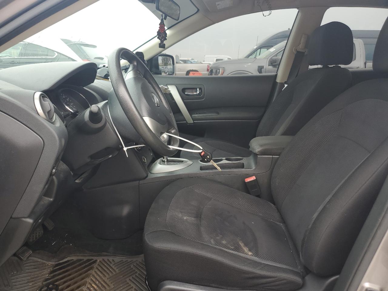 2011 Nissan Rogue S VIN: JN8AS5MT2BW560302 Lot: 82071775