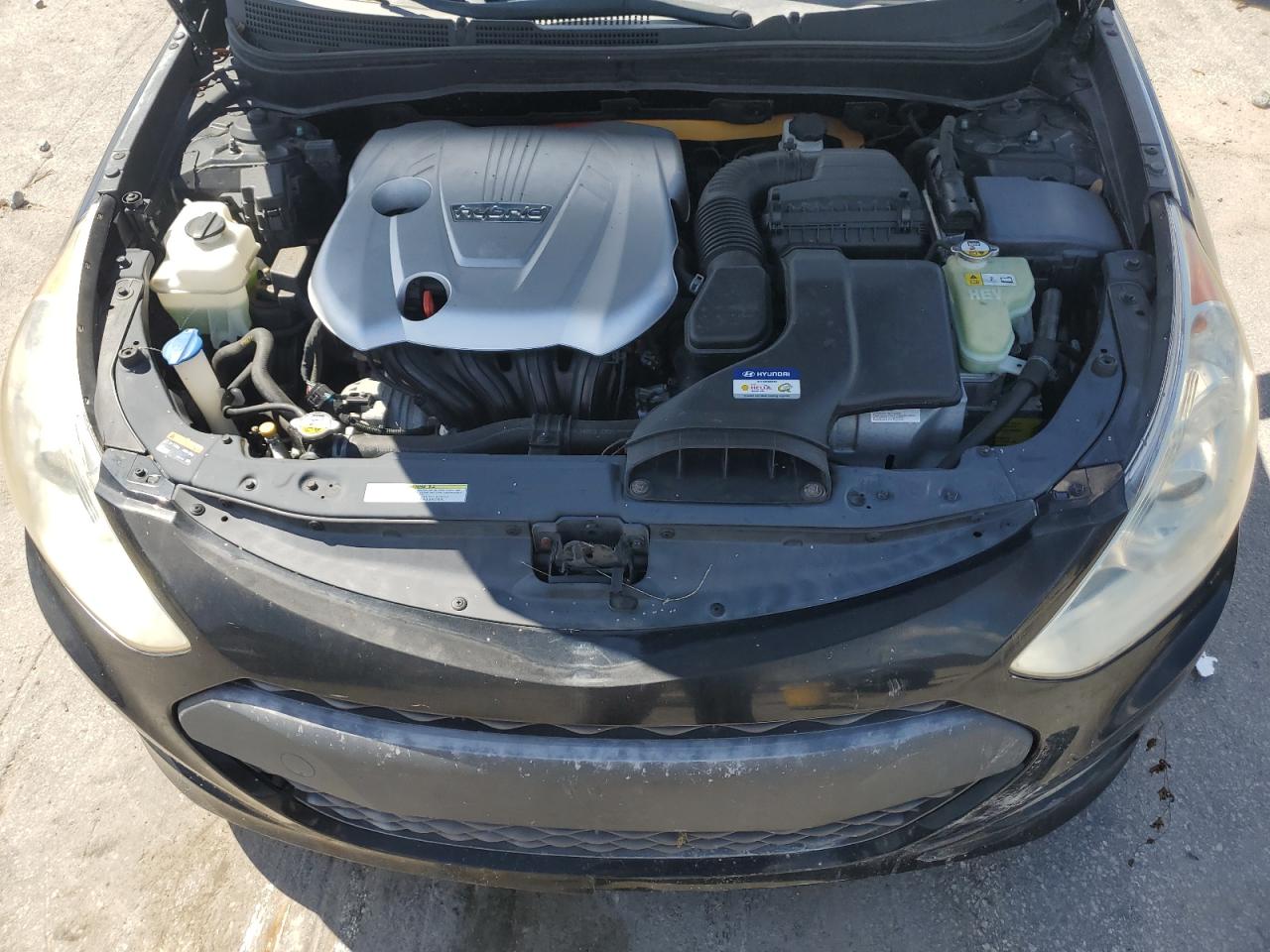 2015 Hyundai Sonata Hybrid VIN: KMHEC4A40FA131112 Lot: 84219075