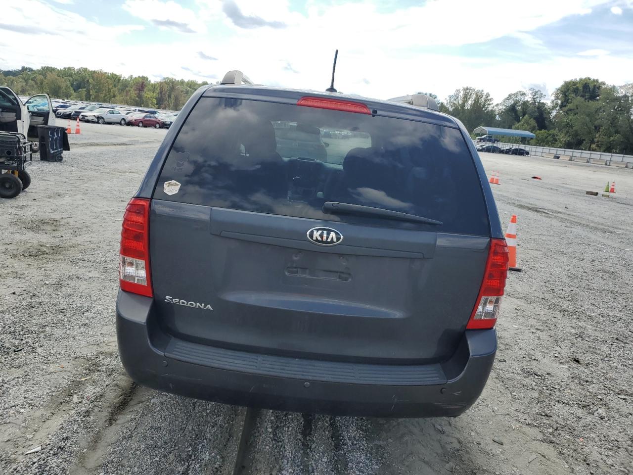2014 Kia Sedona Lx VIN: KNDMG4C72E6540225 Lot: 81828145