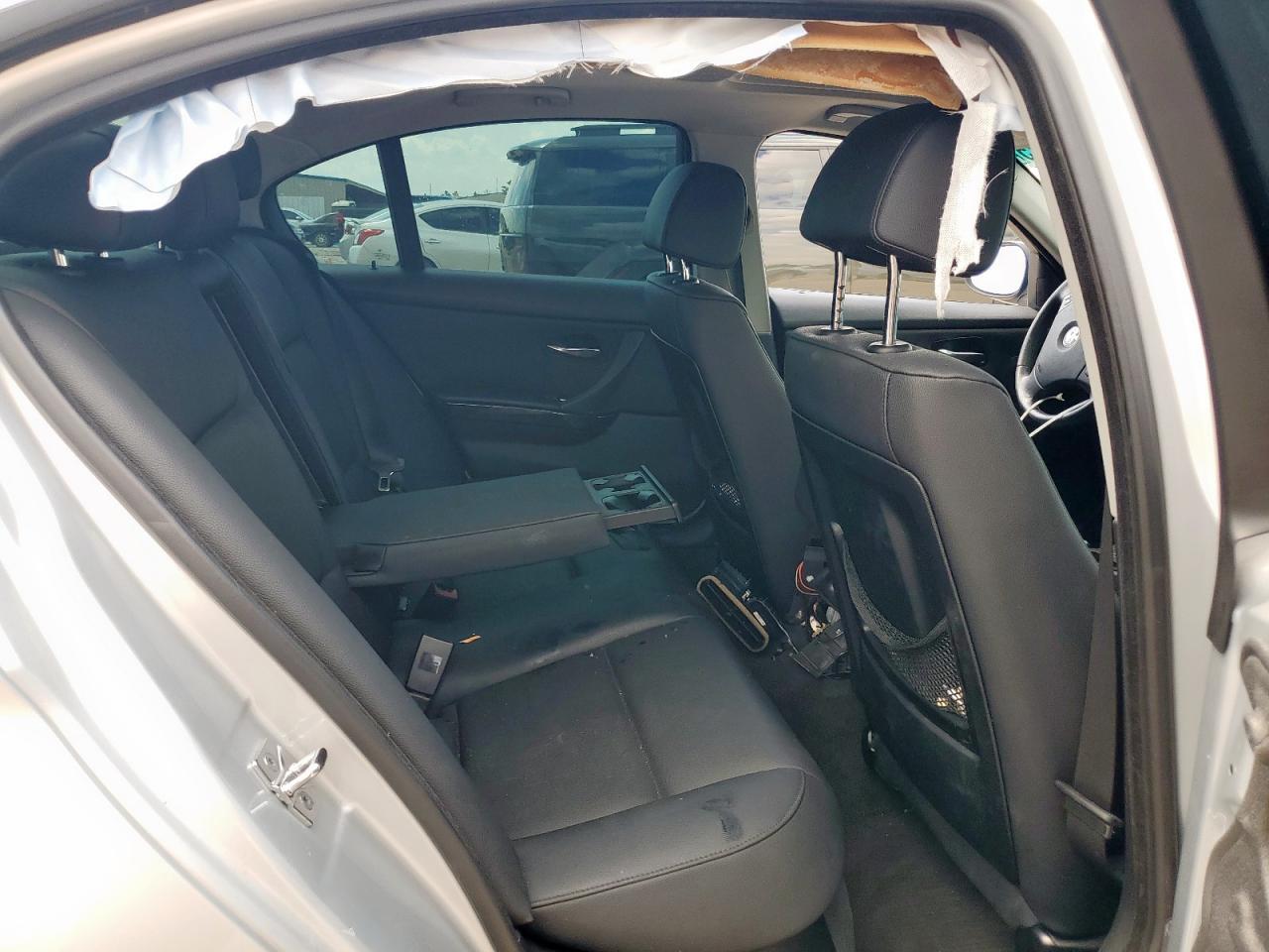 2009 BMW 328 I VIN: WBAPH77589NM30499 Lot: 71170825