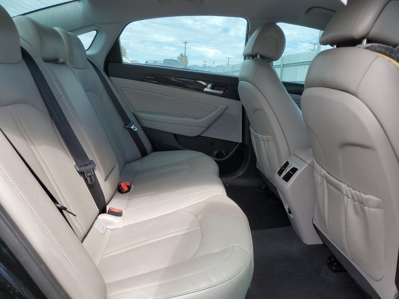 2017 Hyundai Sonata Plug-In Hybrid VIN: KMHE54L20HA072698 Lot: 82130595