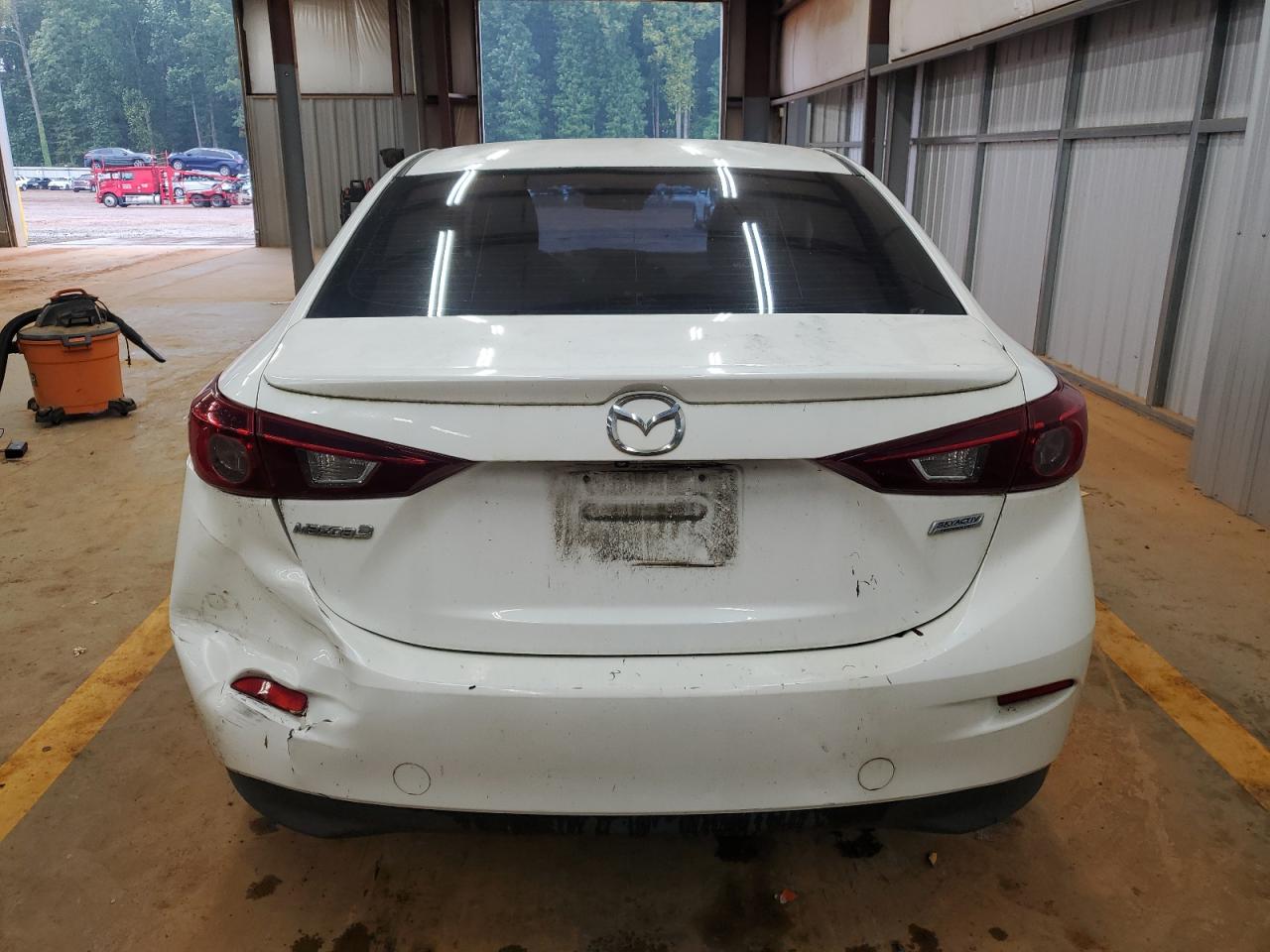 2018 Mazda 3 Touring VIN: 3MZBN1V34JM202676 Lot: 83944465