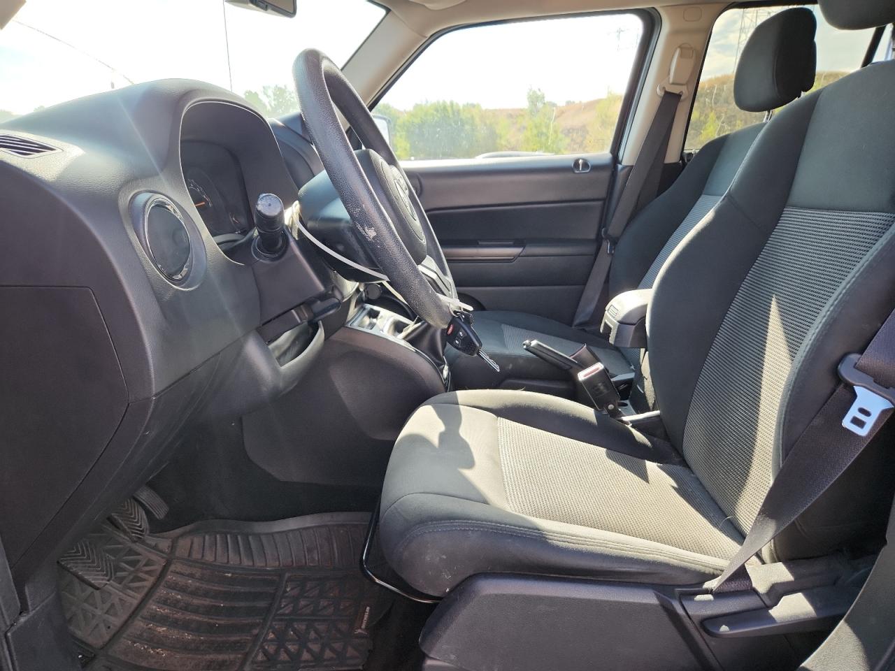 2016 Jeep Patriot Sport VIN: 1C4NJPBB5GD532423 Lot: 72030635