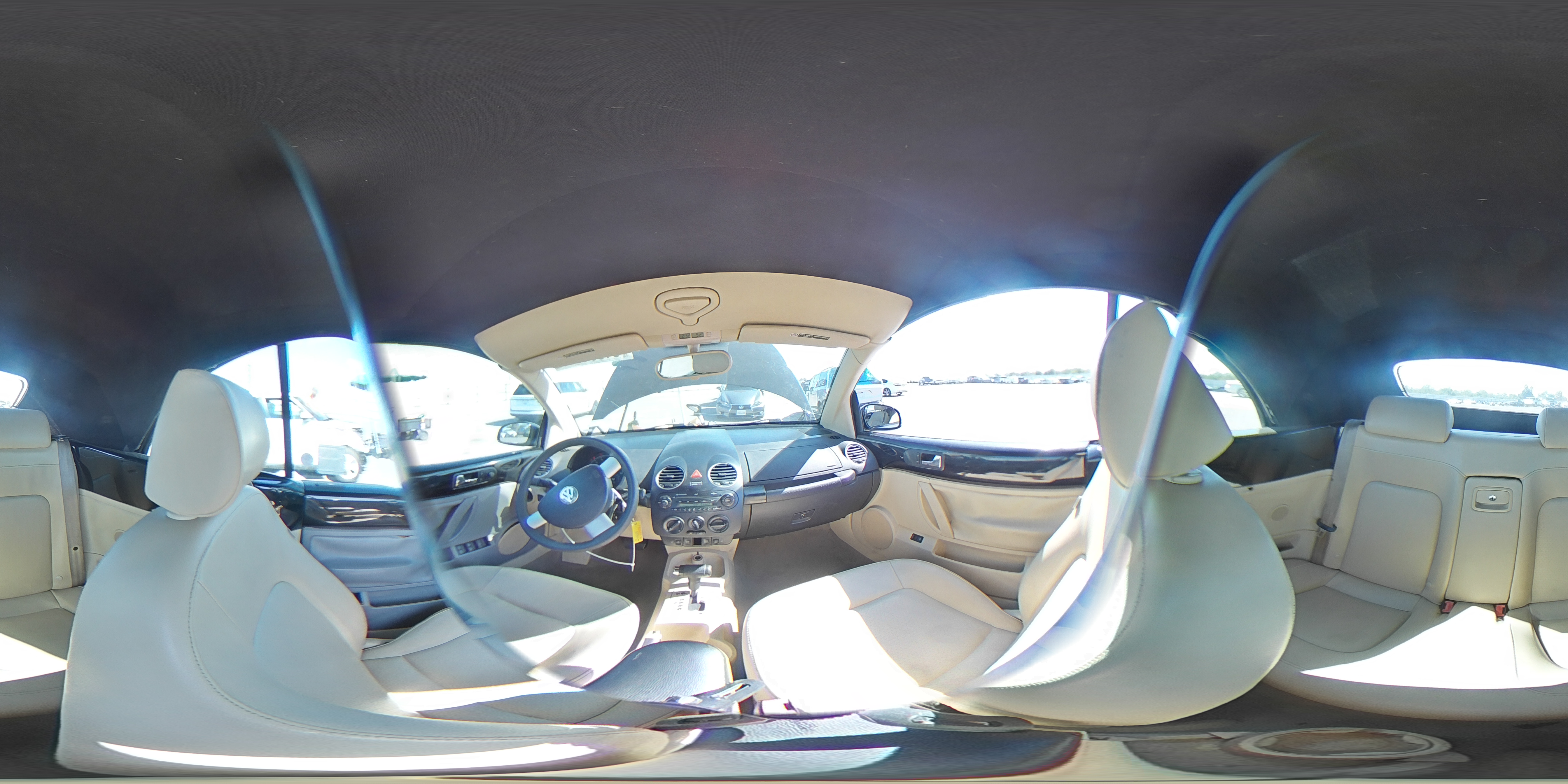 2007 Volkswagen New Beetle Convertible Option Package 1 VIN: 3VWRG31Y07M419897 Lot: 81854575