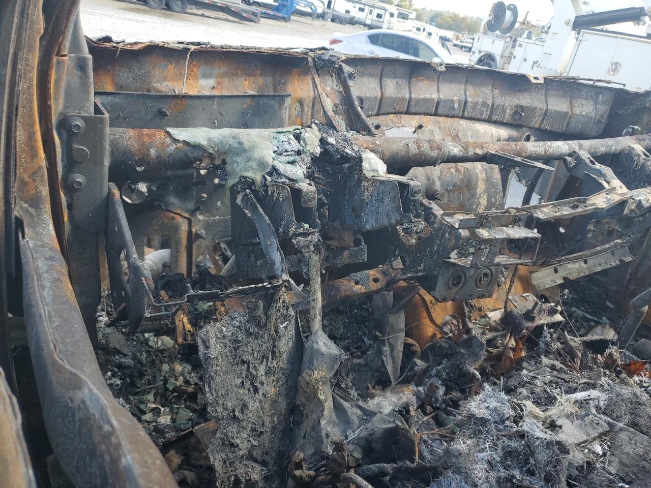 2005 Ford F750 Super Duty VIN: 3FRXF75P25V209480 Lot: 83832195