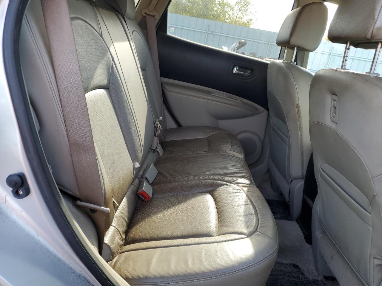 2010 Nissan Rogue S VIN: JN8AS5MV4AW147765 Lot: 81581005