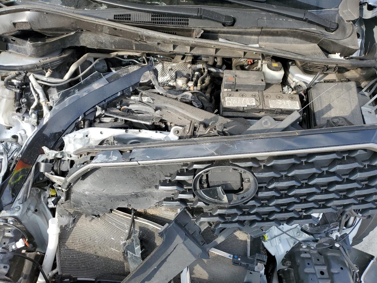 2022 Toyota Corolla Cross Xle VIN: 7MUEAAAG7NV004044 Lot: 71435685