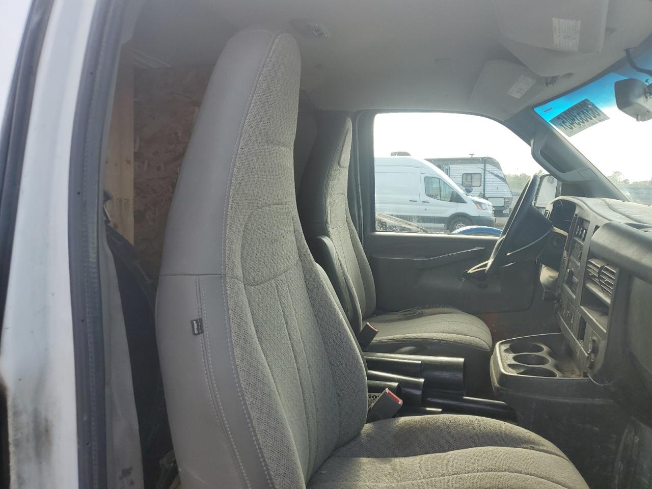 2020 Chevrolet Express G2500 VIN: 1GCWGBFP1L1153491 Lot: 83853945