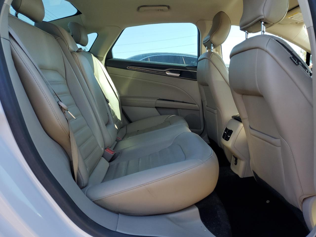 2017 Ford Fusion Se VIN: 3FA6P0HD4HR336121 Lot: 84567715