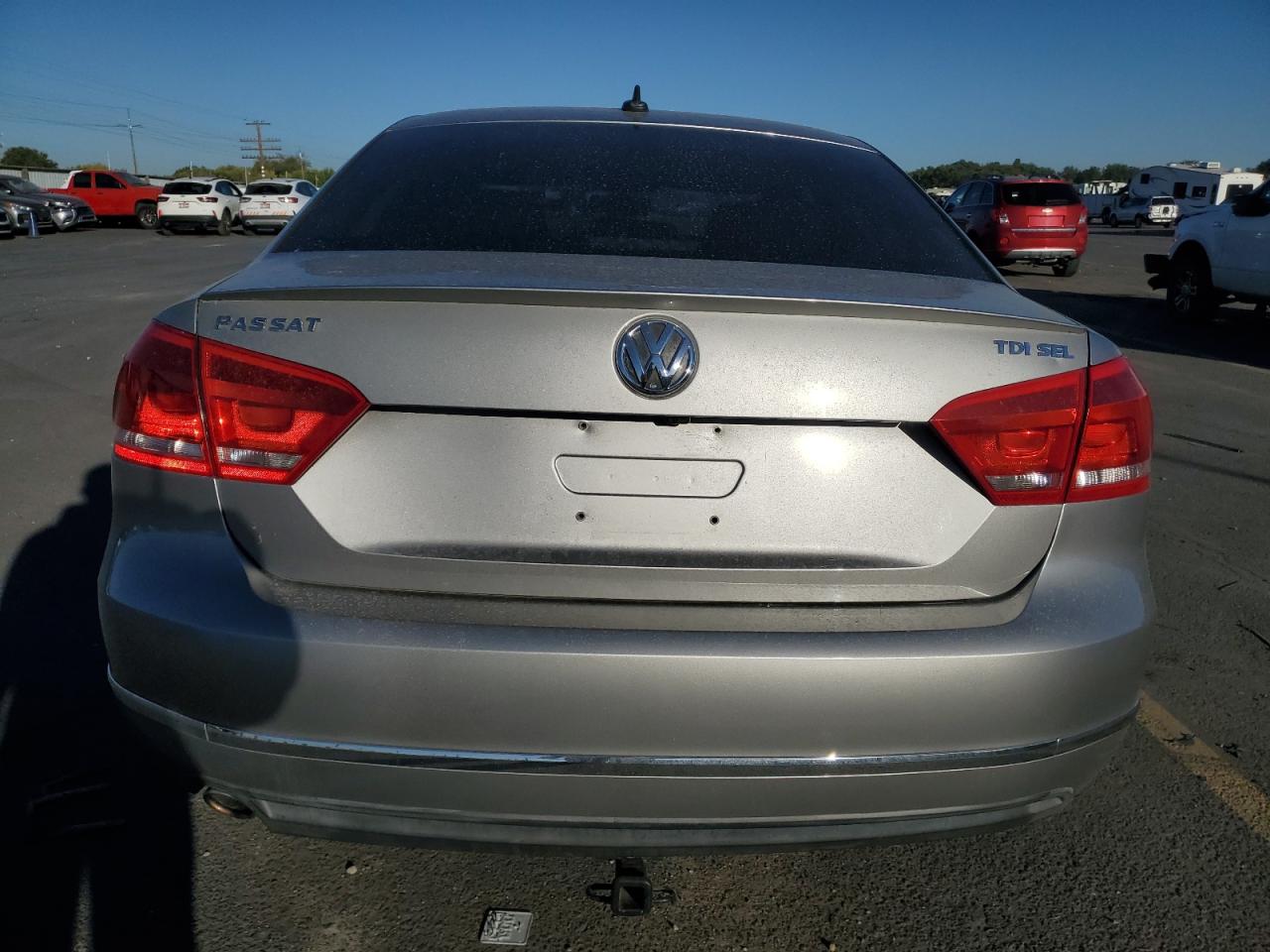 2014 Volkswagen Passat Sel VIN: 1VWCN7A3XEC046695 Lot: 81782105