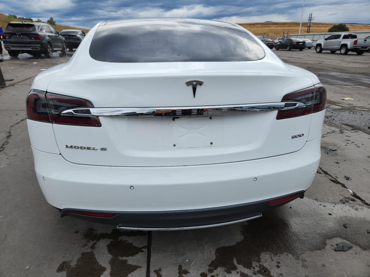2016 Tesla Model S VIN: 5YJSA1E27GF127572 Lot: 69581085