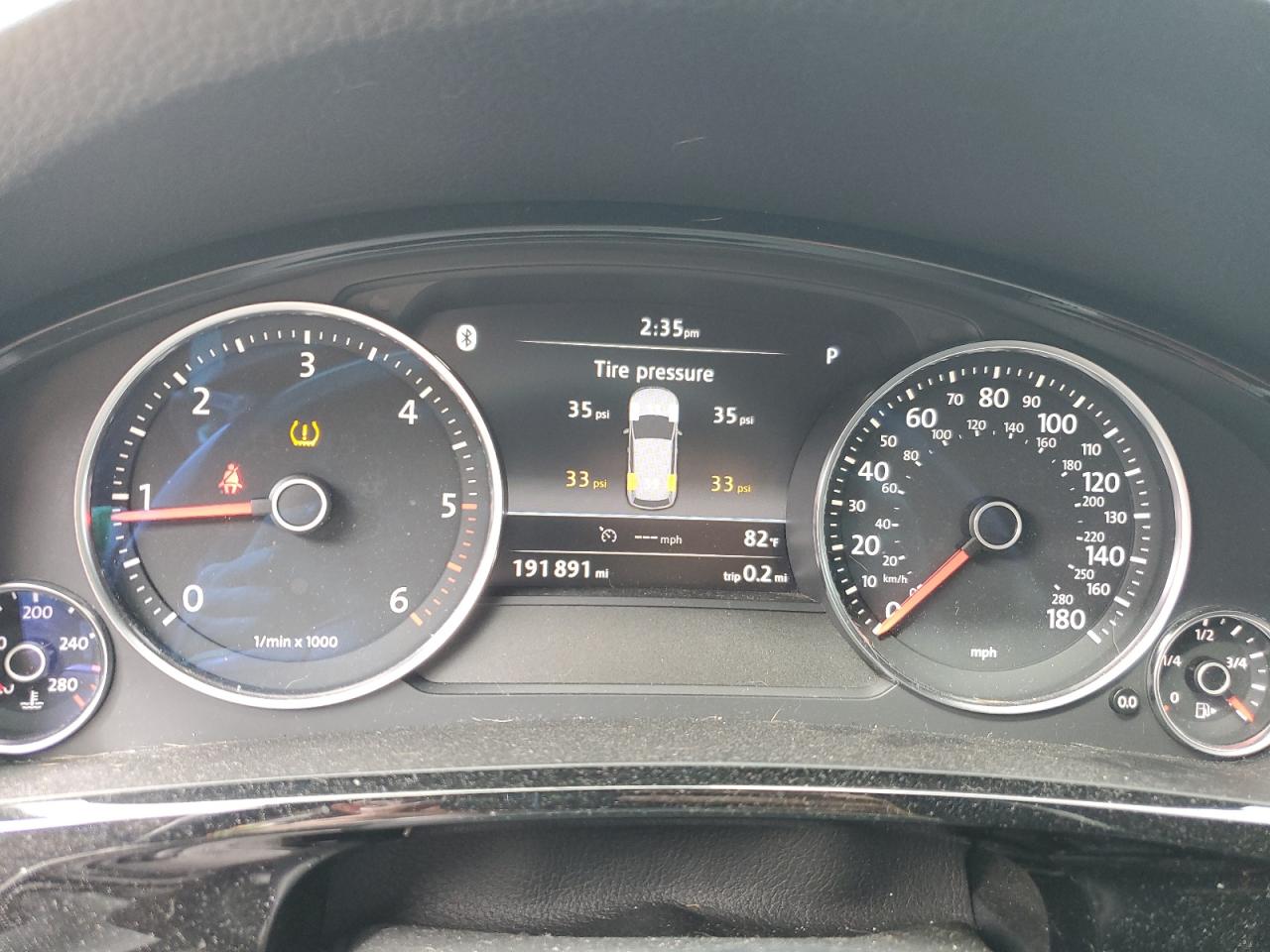 2014 Volkswagen Touareg V6 Tdi VIN: WVGEP9BP7ED013811 Lot: 80432675